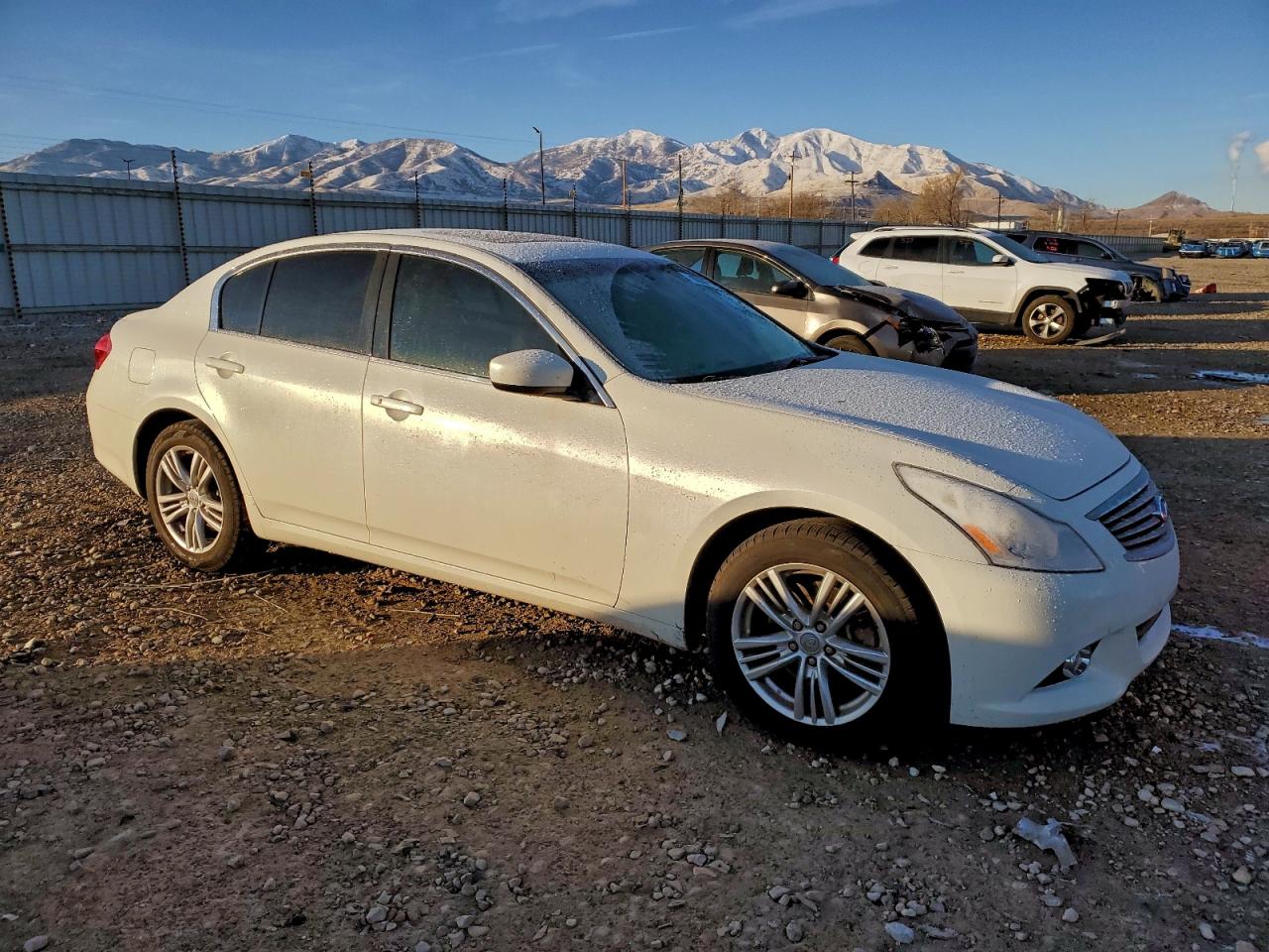 INFINITI G37 Image 9