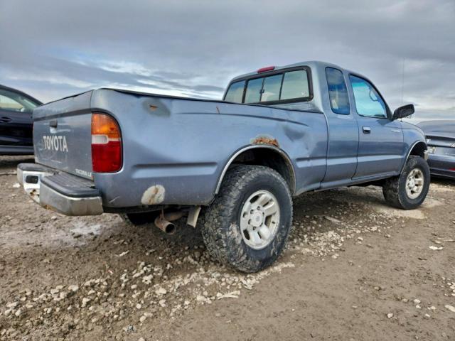 Toyota Tacoma Xtracab Image 2