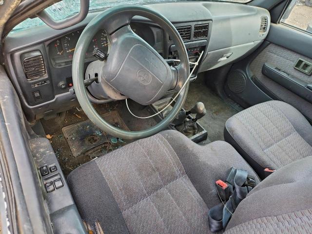 Toyota Tacoma Xtracab Image 10