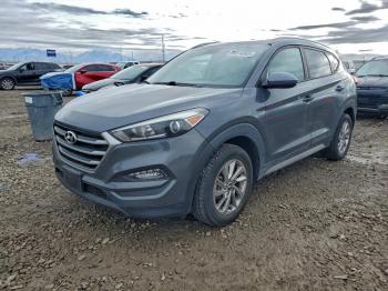  Salvage Hyundai TUCSON