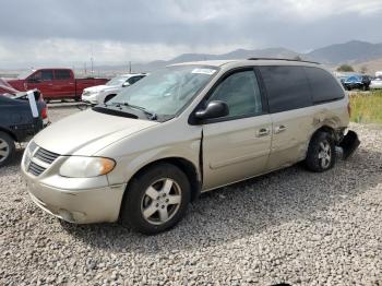 Salvage Dodge Caravan