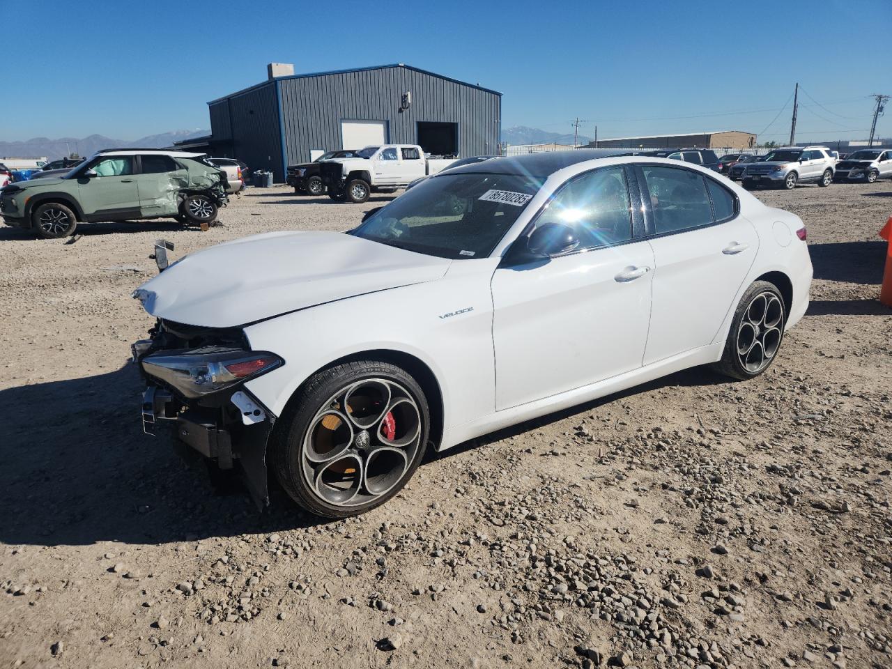 Alfa Romeo Giulia Ti Image 1