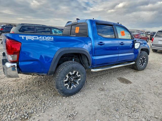 Toyota Tacoma Double Cab Image 2