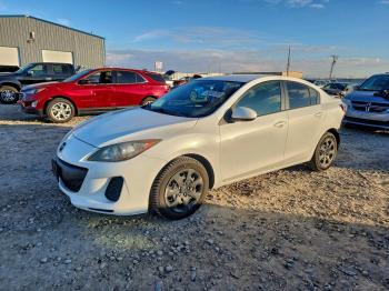  Salvage Mazda 3