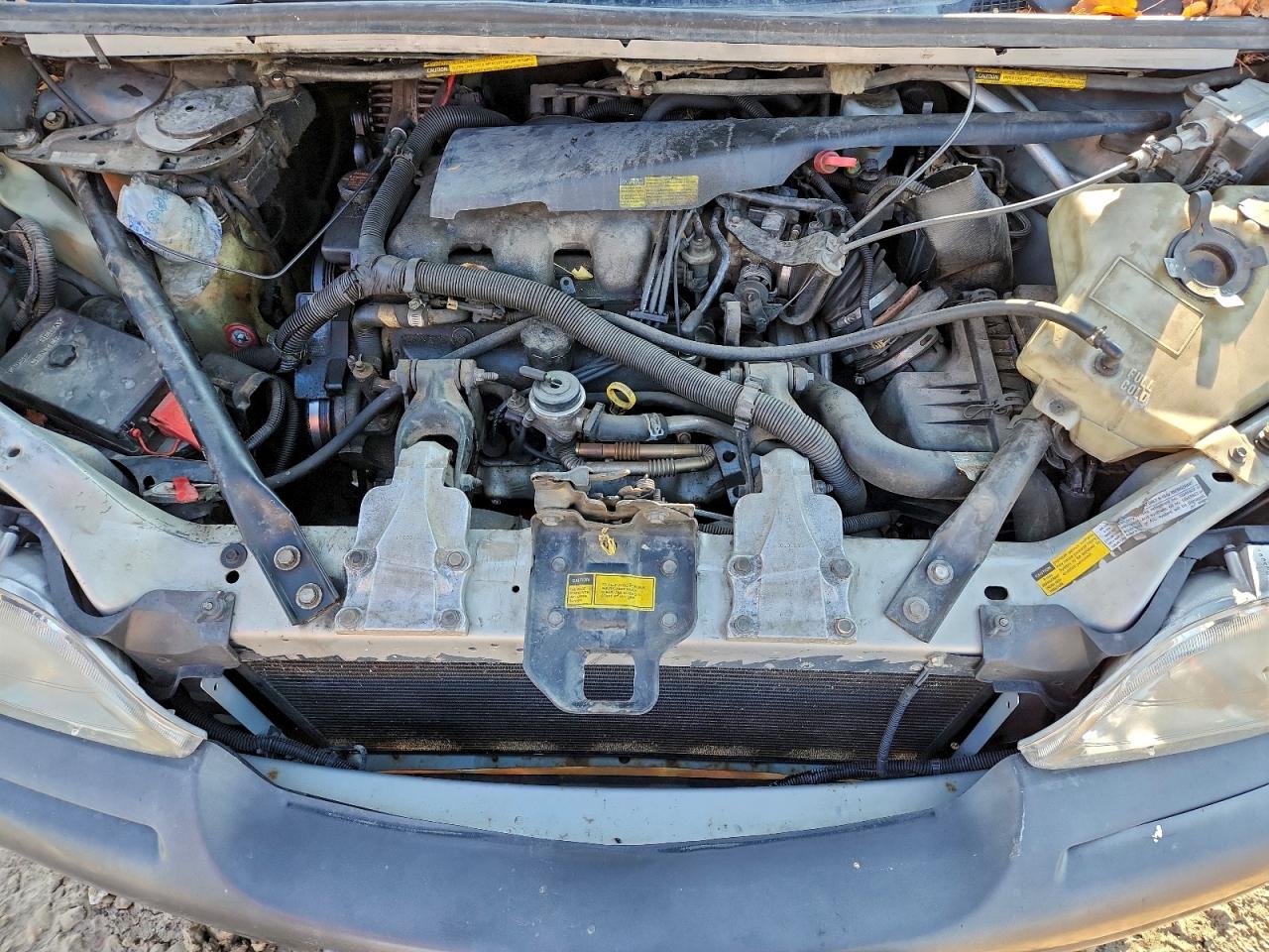 Pontiac Montana Luxury Image 2