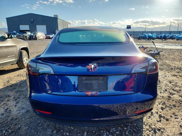 Tesla Model 3 Image 11