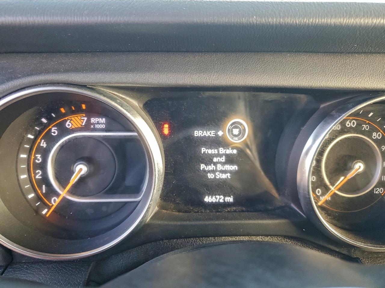 Jeep Wrangler Sahara Image 10