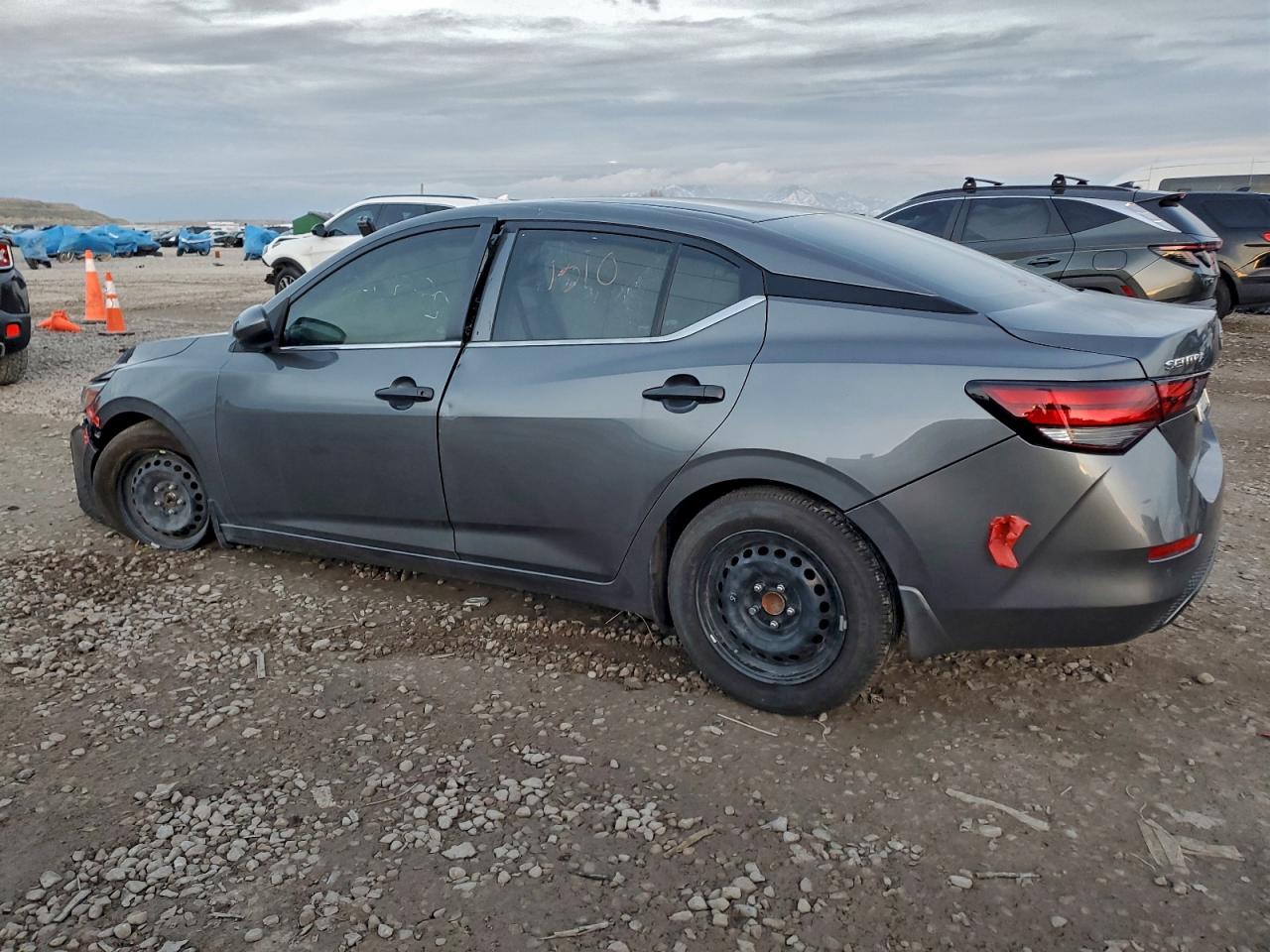 Nissan Sentra S Image 6