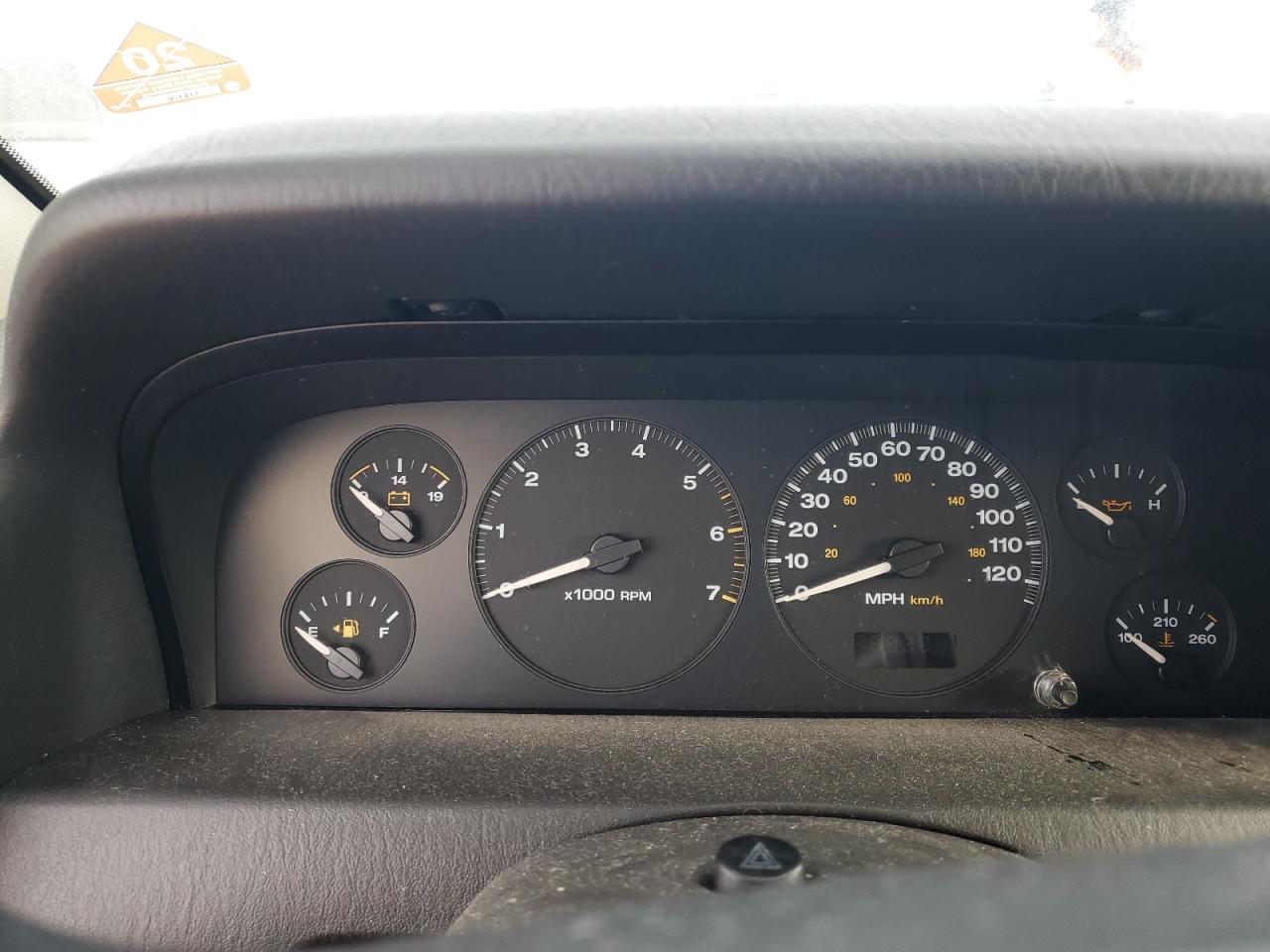 Jeep Grand Cherokee Laredo Image 10