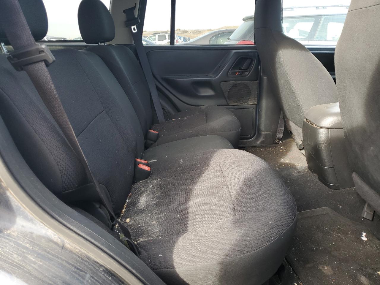 Jeep Grand Cherokee Laredo Image 9