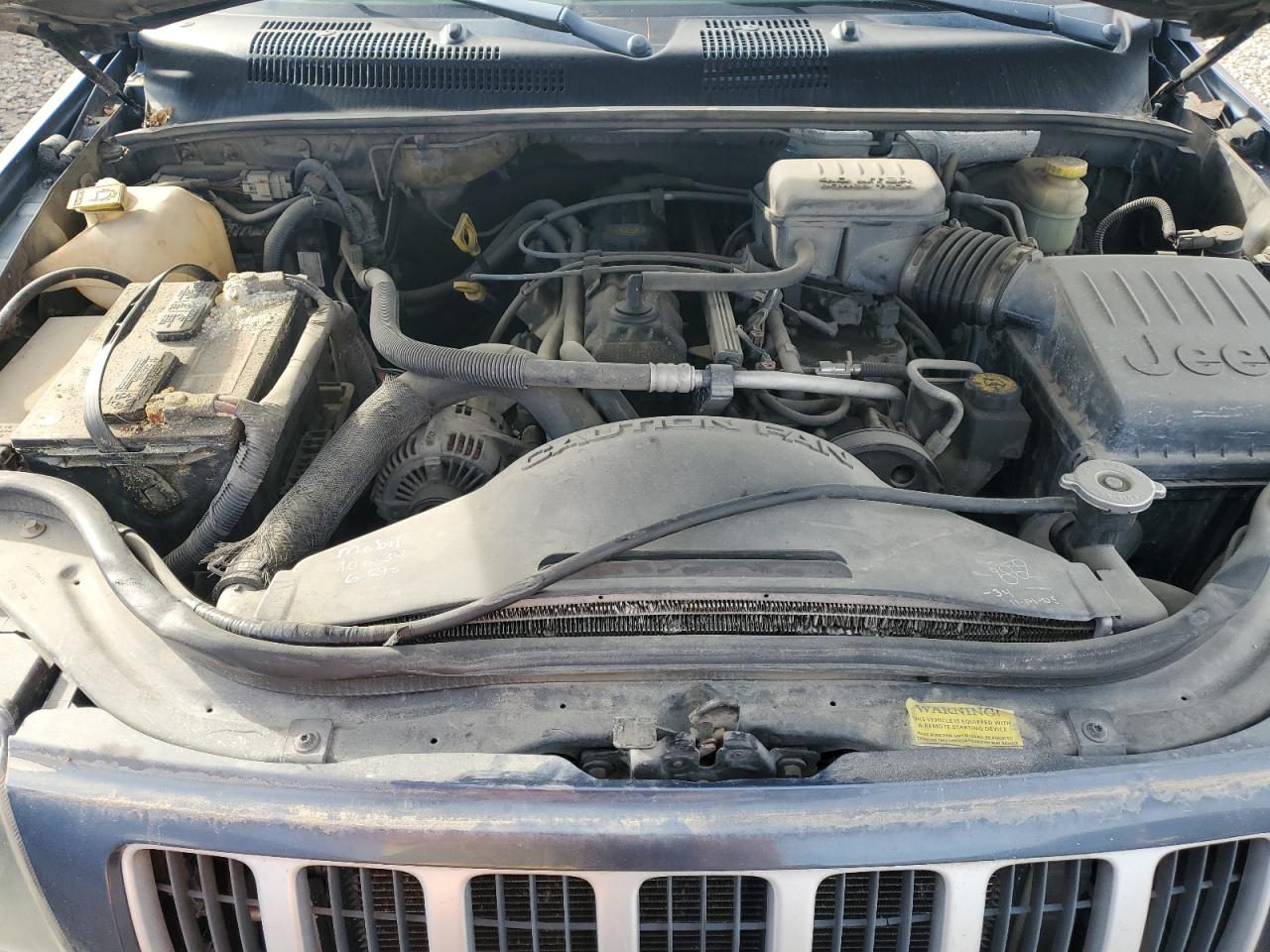 Jeep Grand Cherokee Laredo Image 12