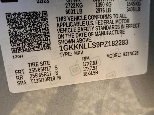 GMC Acadia At4 Image 11