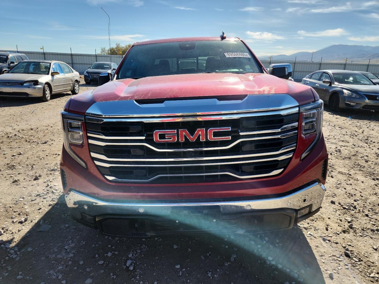 GMC Sierra C1500 Slt Image 6