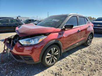  Salvage Nissan Kicks