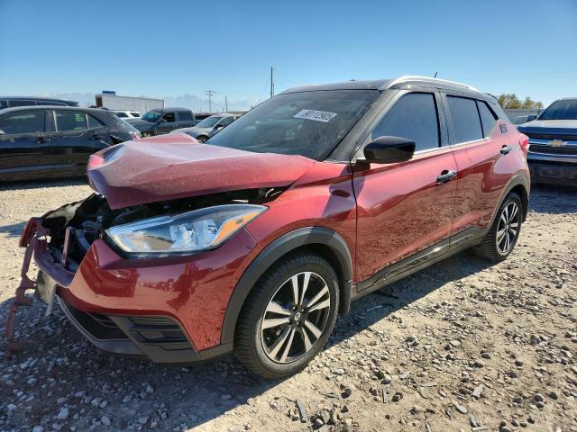  Salvage Nissan Kicks