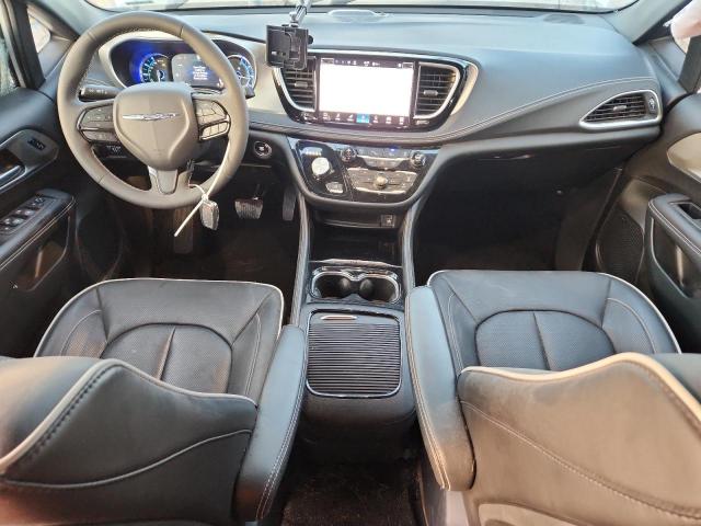 Chrysler Pacifica Hybrid Select Image 8