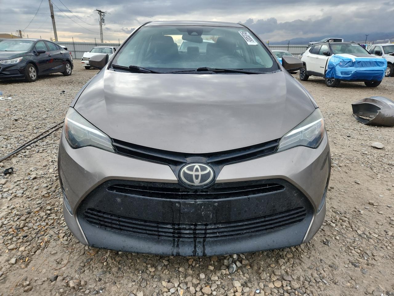 Toyota Corolla L Image 11