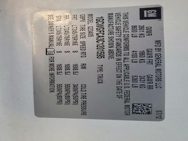 Chevrolet Express Image 13