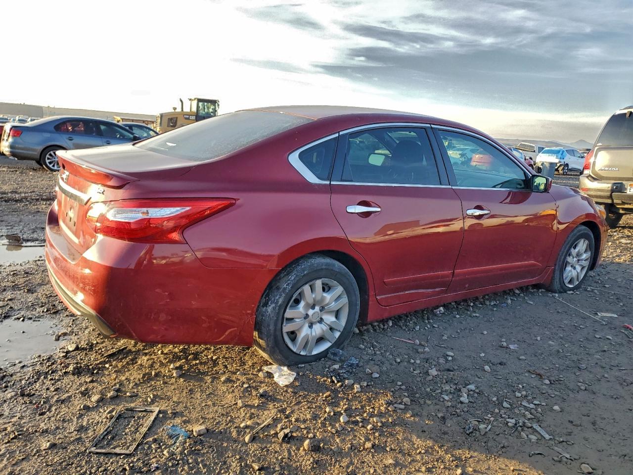 Nissan Altima 2.5 Image 2