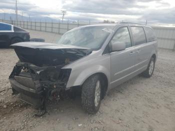  Salvage Chrysler Minivan
