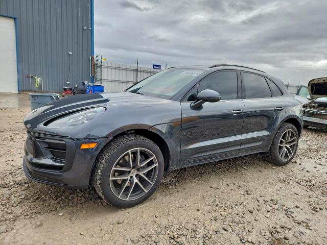  Salvage Porsche Macan Base