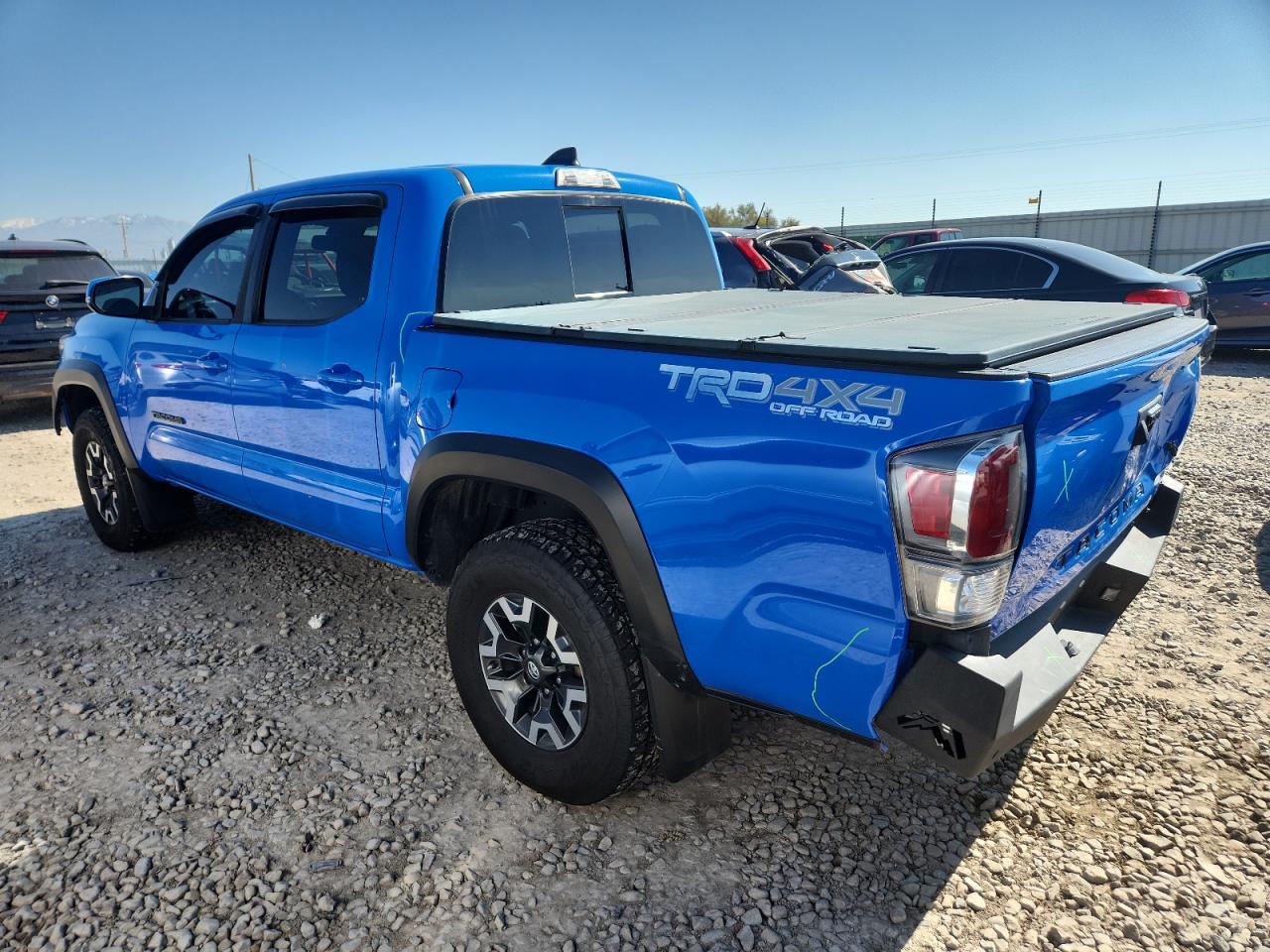 Toyota Tacoma Double Cab Image 3