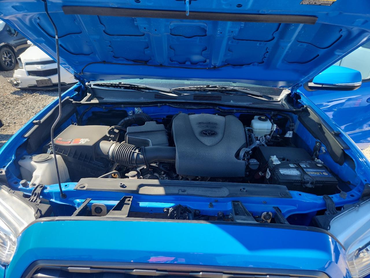 Toyota Tacoma Double Cab Image 5