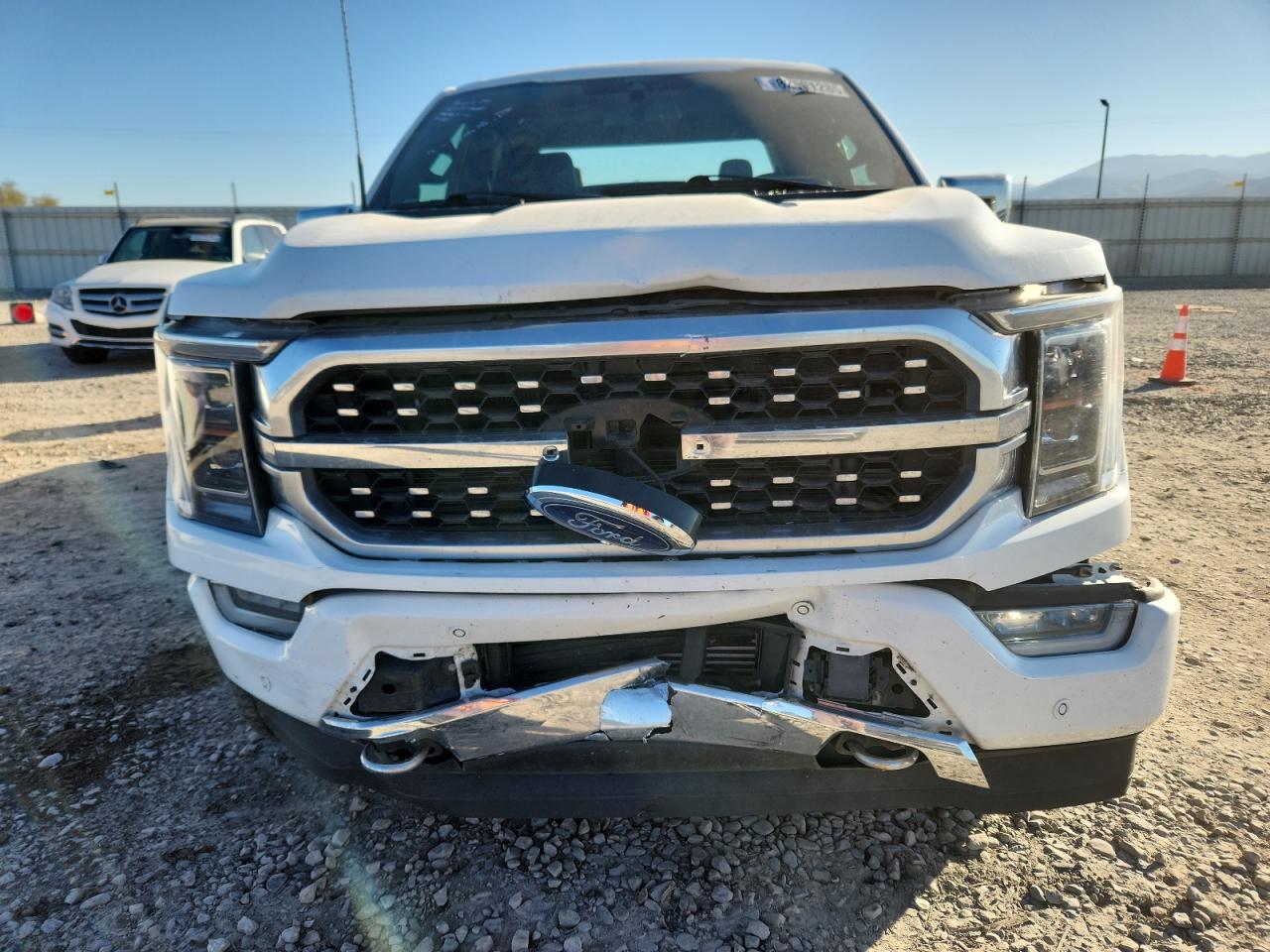 Ford F-150 Supercrew Image 6