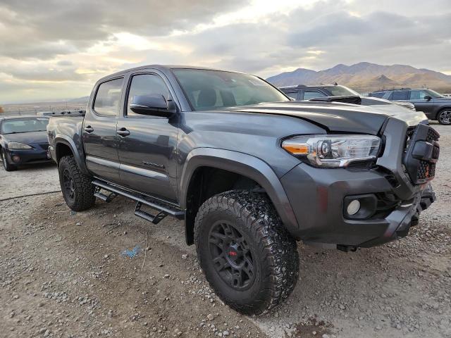 Toyota Tacoma Double Cab Image 13