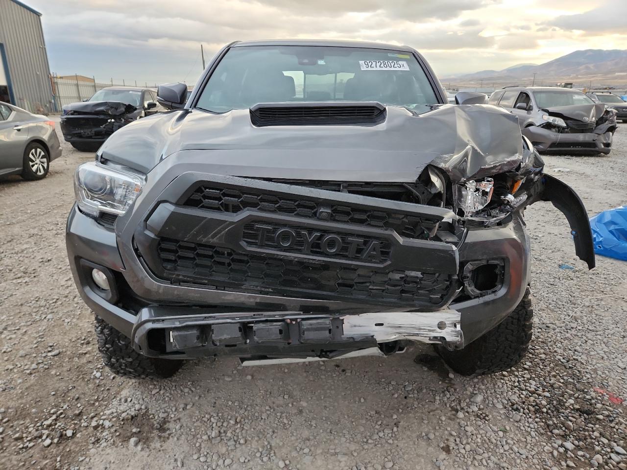 Toyota Tacoma Double Cab Image 7