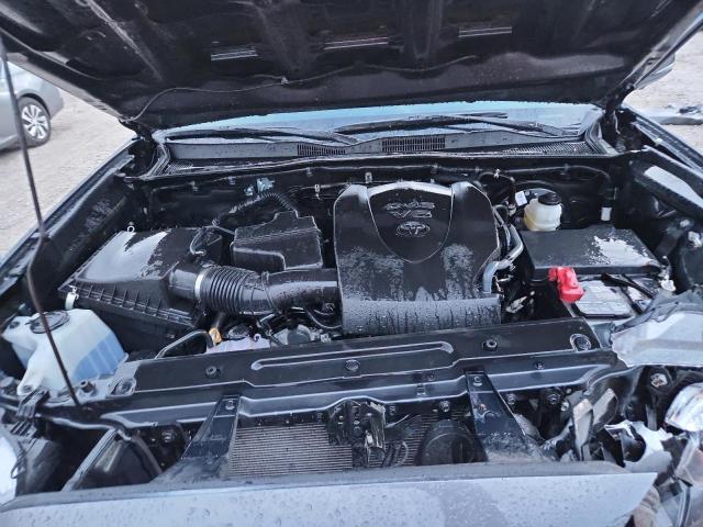 Toyota Tacoma Double Cab Image 12