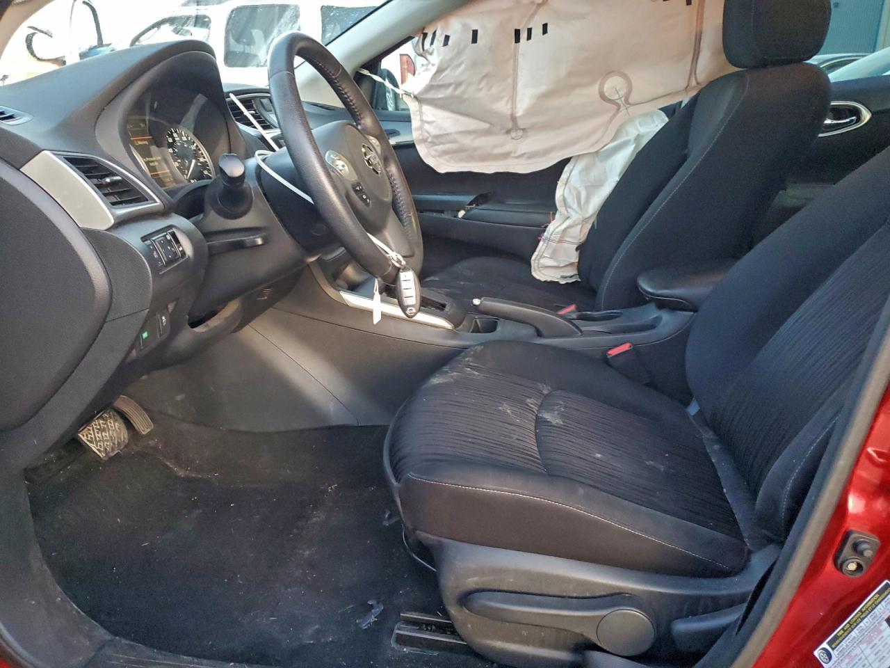 Nissan Sentra S Image 11