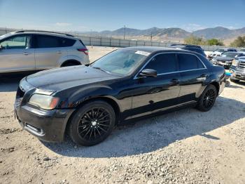  Salvage Chrysler 300