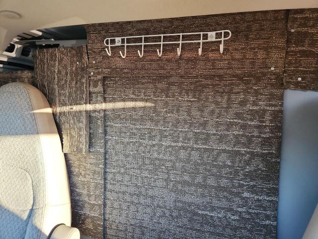 Chevrolet Express Image 5