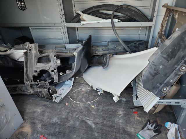 Chevrolet Express Image 12