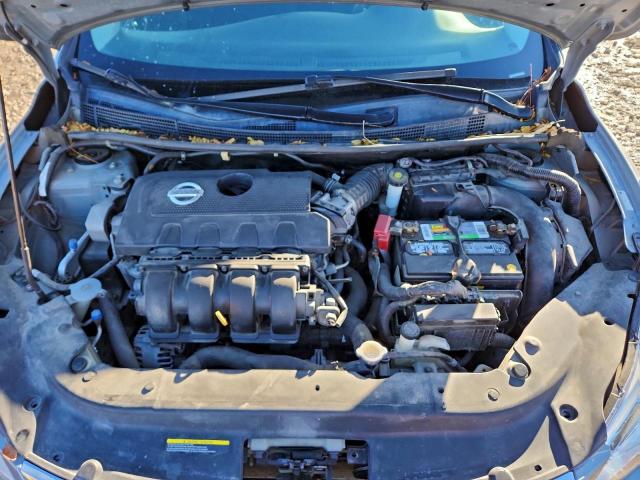 Nissan Sentra S Image 2