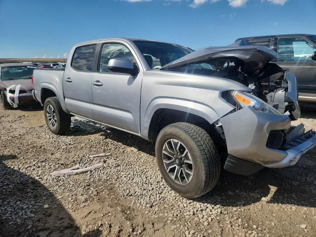Toyota Tacoma Double Cab Image 3