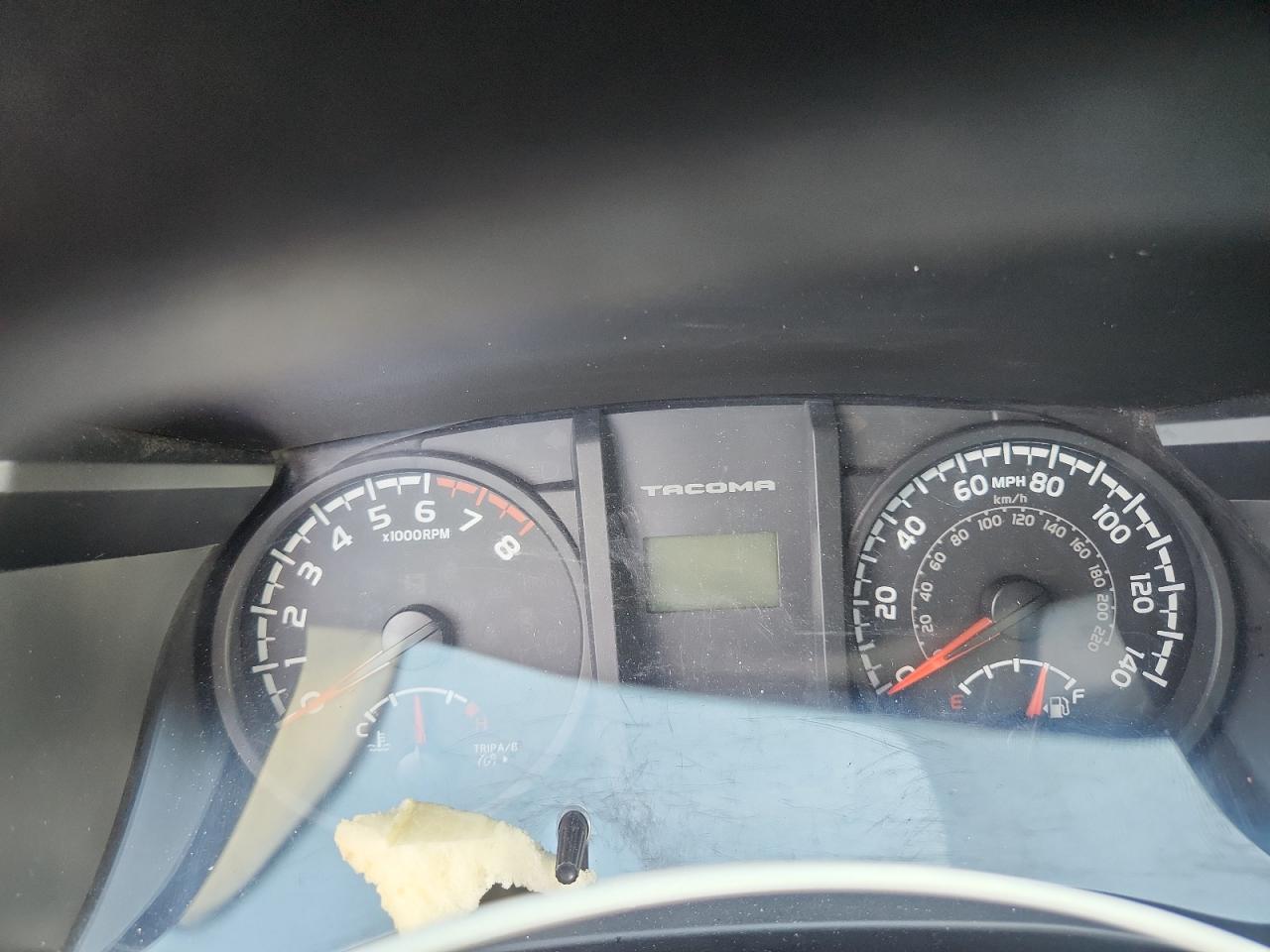 Toyota Tacoma Double Cab Image 10