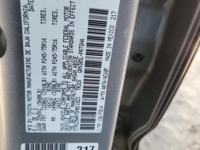 Toyota Tacoma Double Cab Image 7