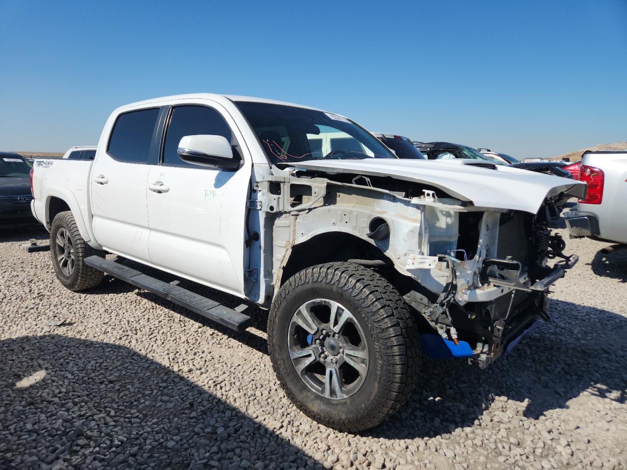 Toyota Tacoma Double Cab Image 10