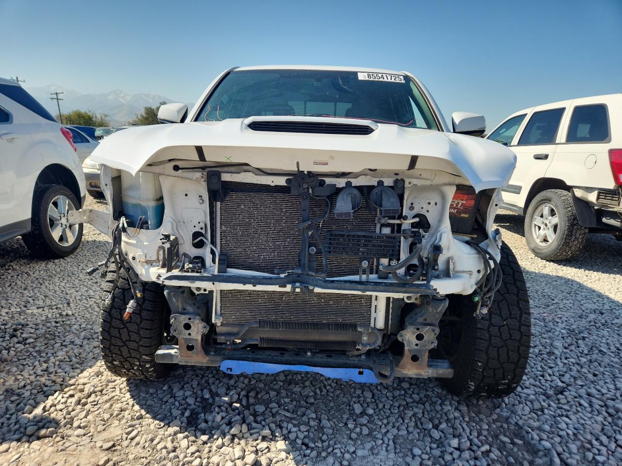 Toyota Tacoma Double Cab Image 3