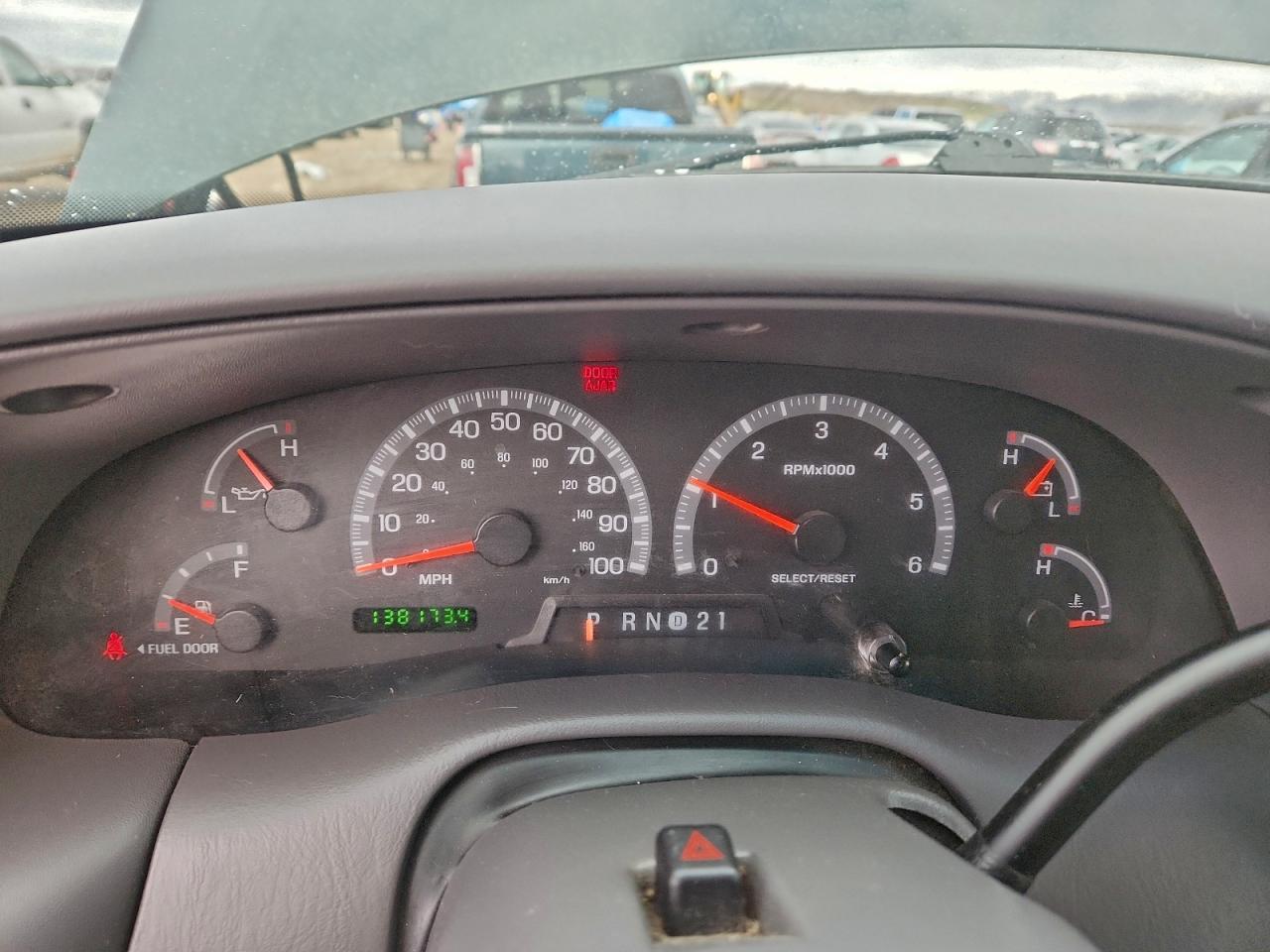 Ford F-150 Supercrew Image 8