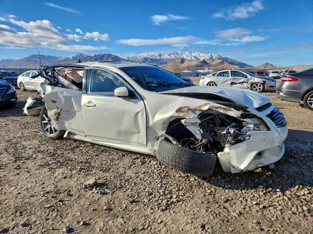 INFINITI G37 Image 9