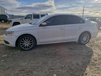  Salvage Volkswagen Jetta