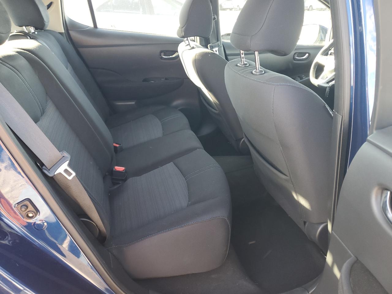 Nissan LEAF S Image 6