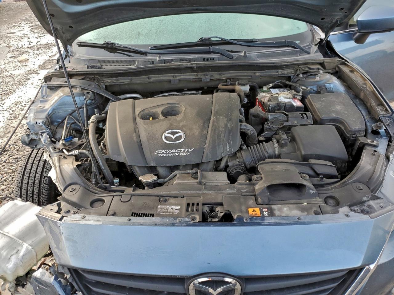 Mazda 3 Grand Touring Image 9