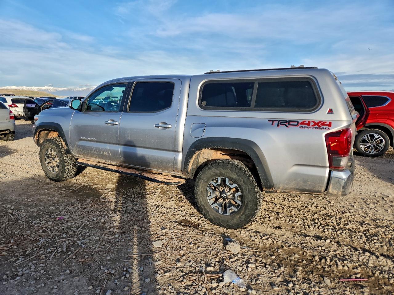 Toyota Tacoma Double Cab Image 2