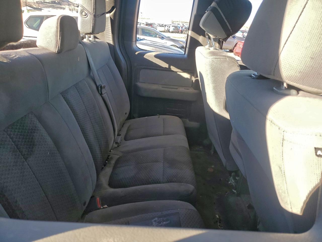 Ford F-150 Super Cab Image 9