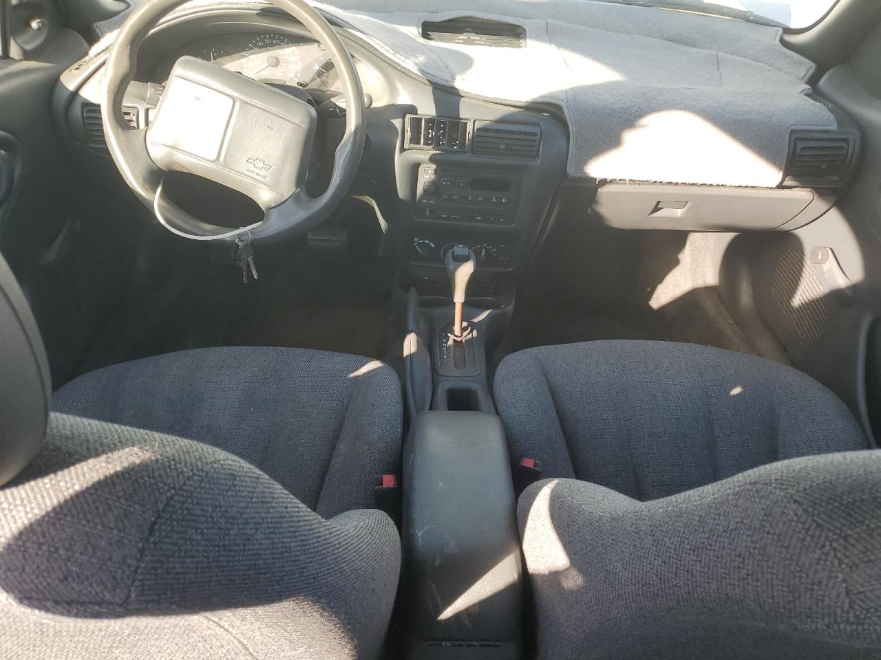 Chevrolet Cavalier Base Image 8