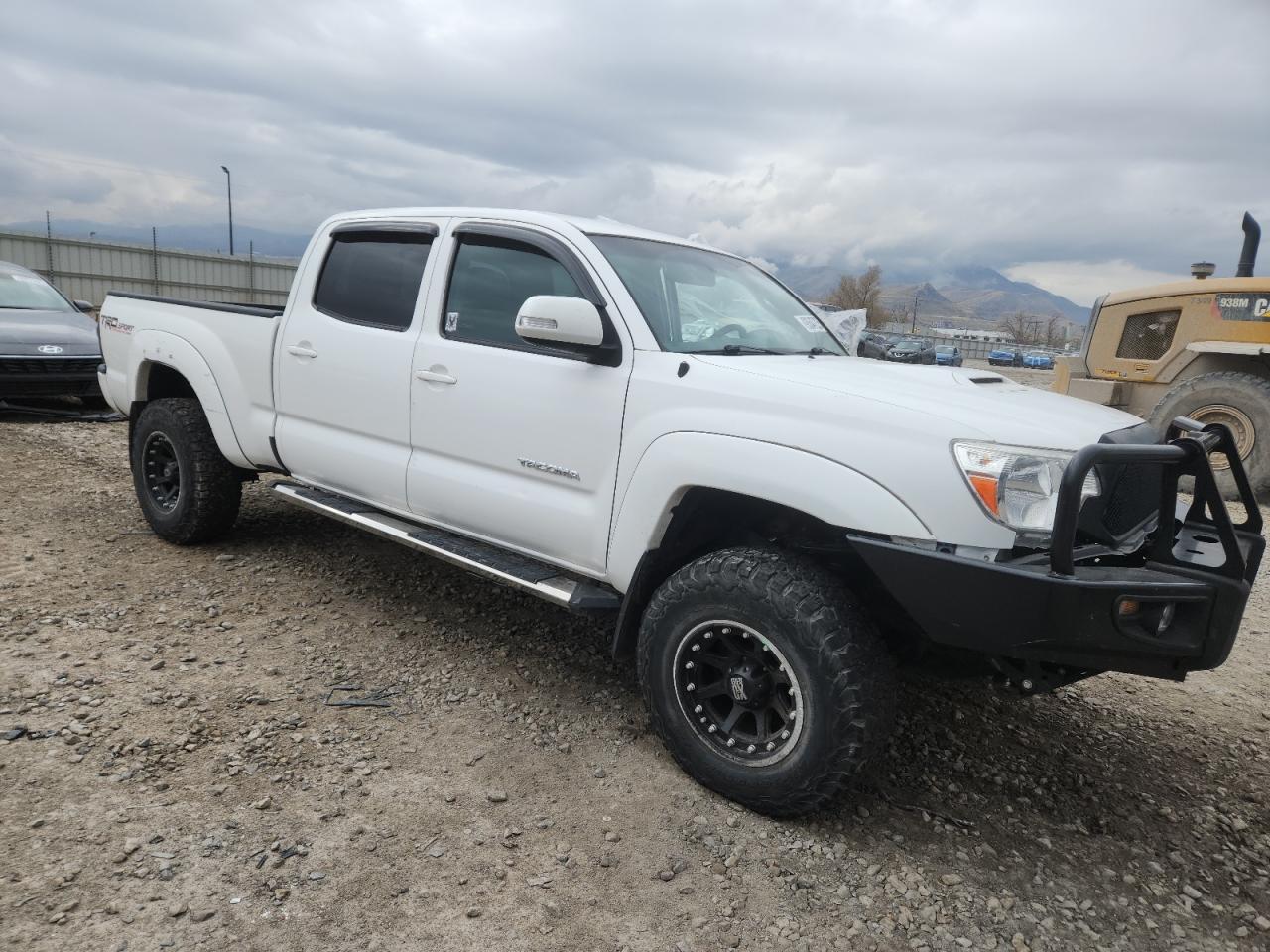 Toyota Tacoma Double Cab Long Bed Image 7